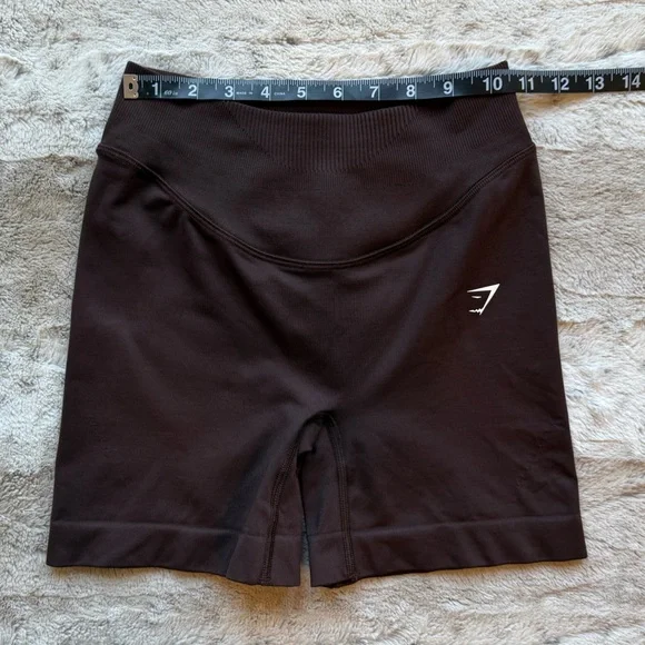 NWOT GYMSHARK Sweat Seamless Shorts in Shadow Brown Size XS - Picture 9 of 14